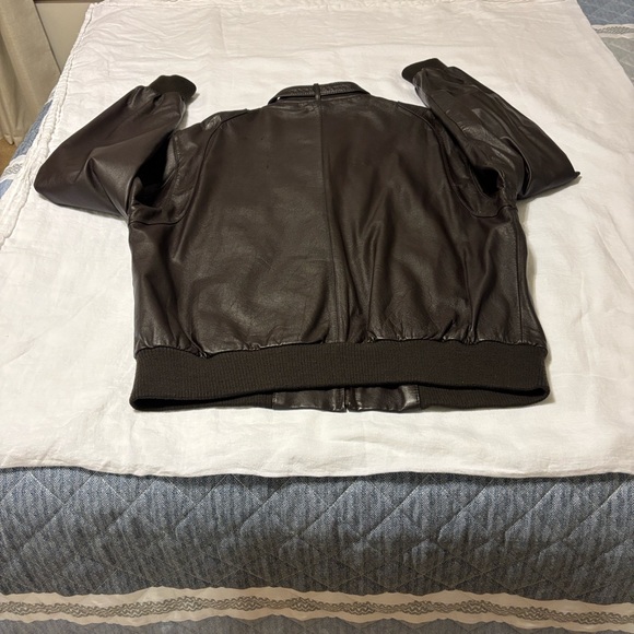 Members Only Dark Brown leather Bomber Jacket - Picture 10 of 15